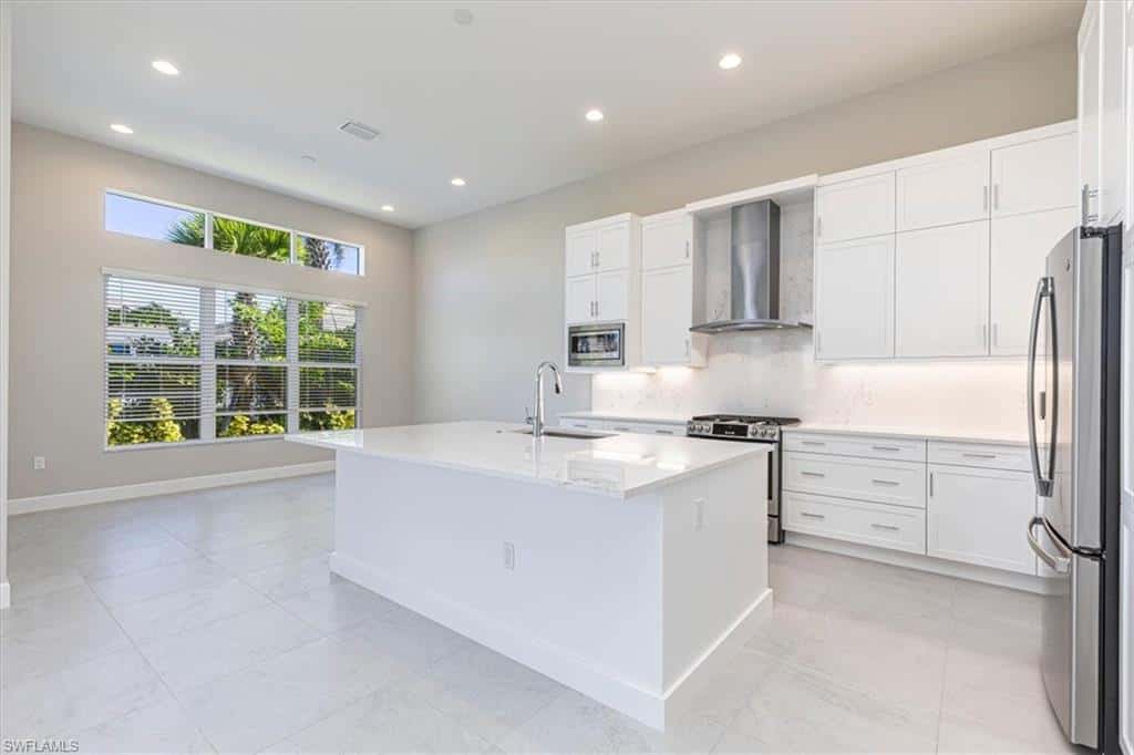 2745 Durham Cir, Naples, photo 5