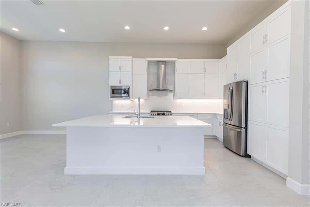 2745 Durham Cir, Naples, photo 9