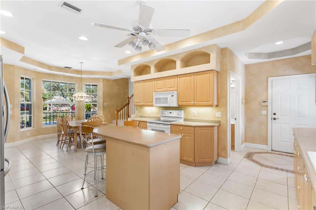 28056 East Brook Dr, Bonita Springs, photo 6