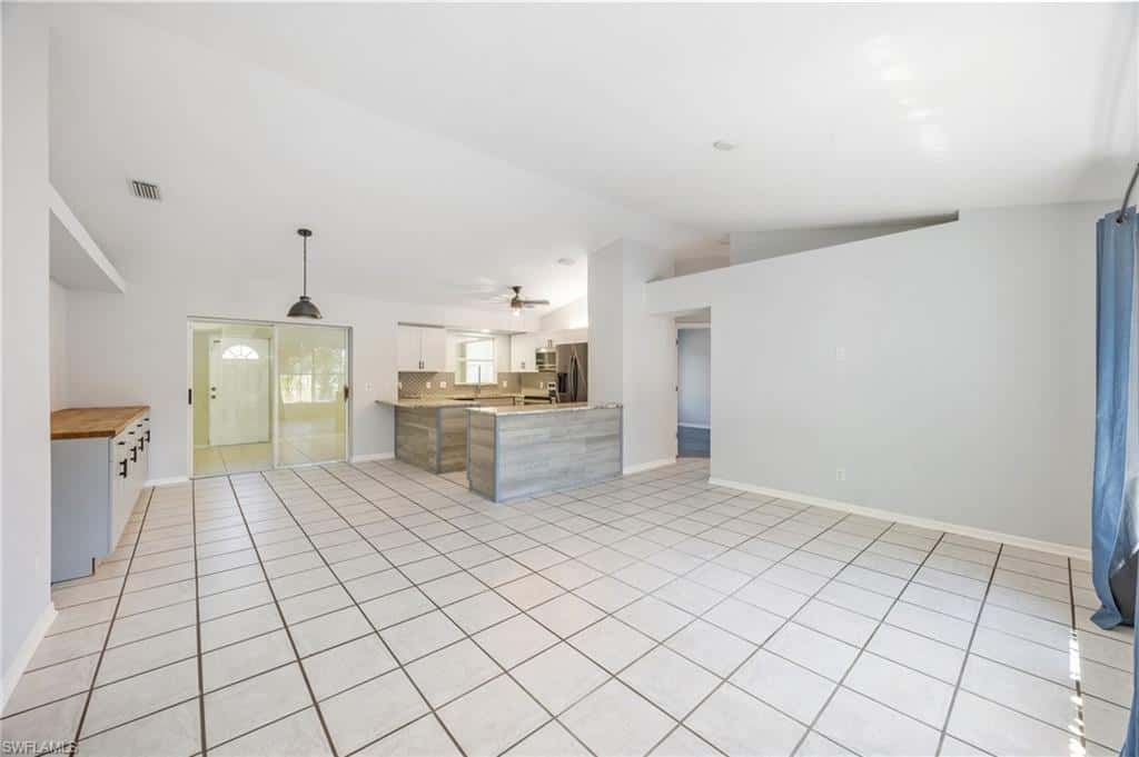 841 8th St, Naples, photo 6