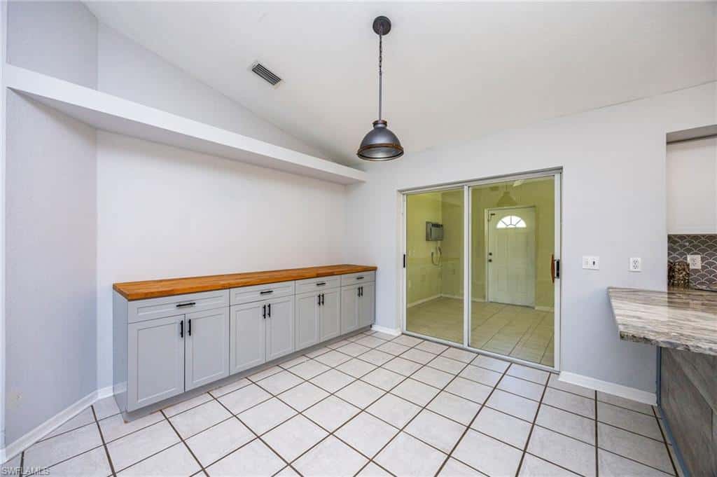 841 8th St, Naples, photo 7
