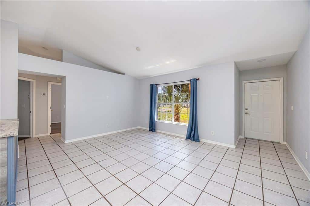 841 8th St, Naples, photo 4