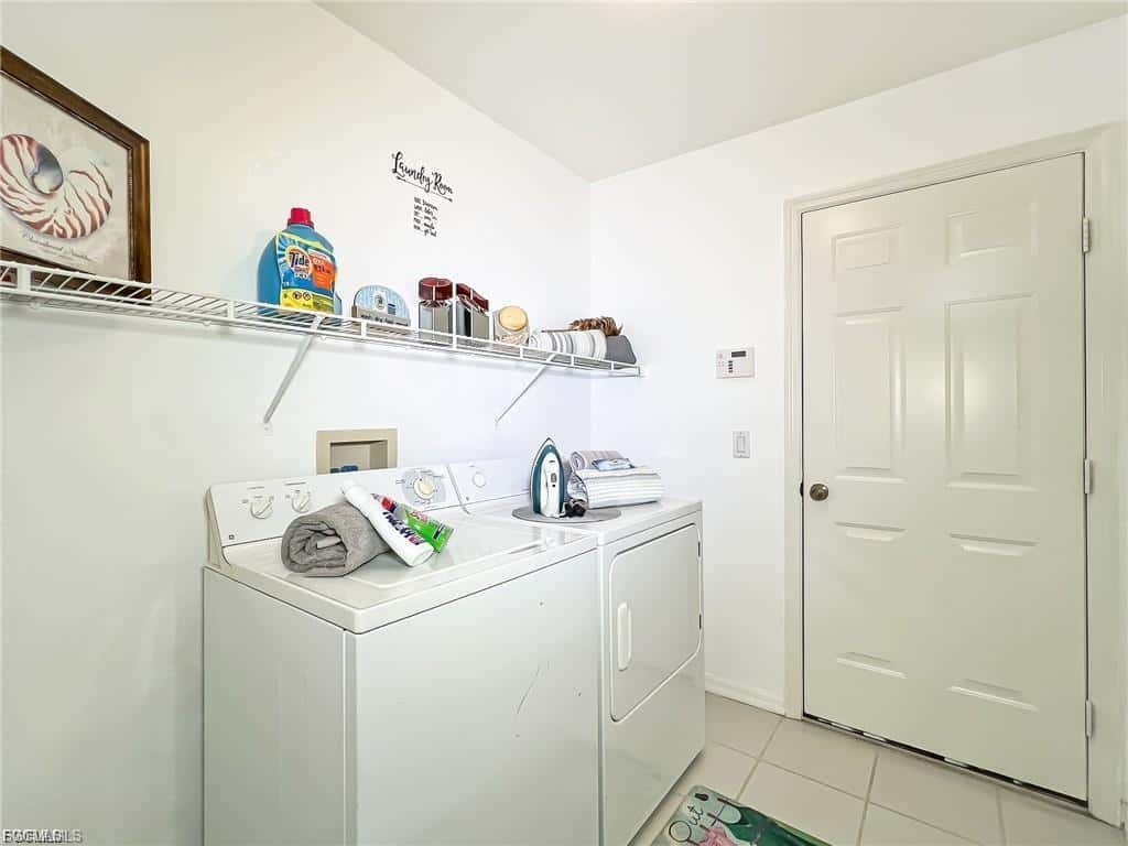 7631 Woodland Bend Cir, Fort Myers, photo 23