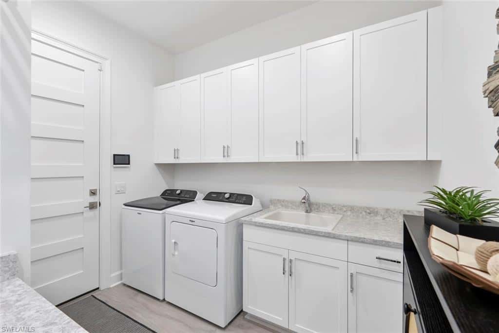 8849 Yucatan Ct, Naples, photo 16