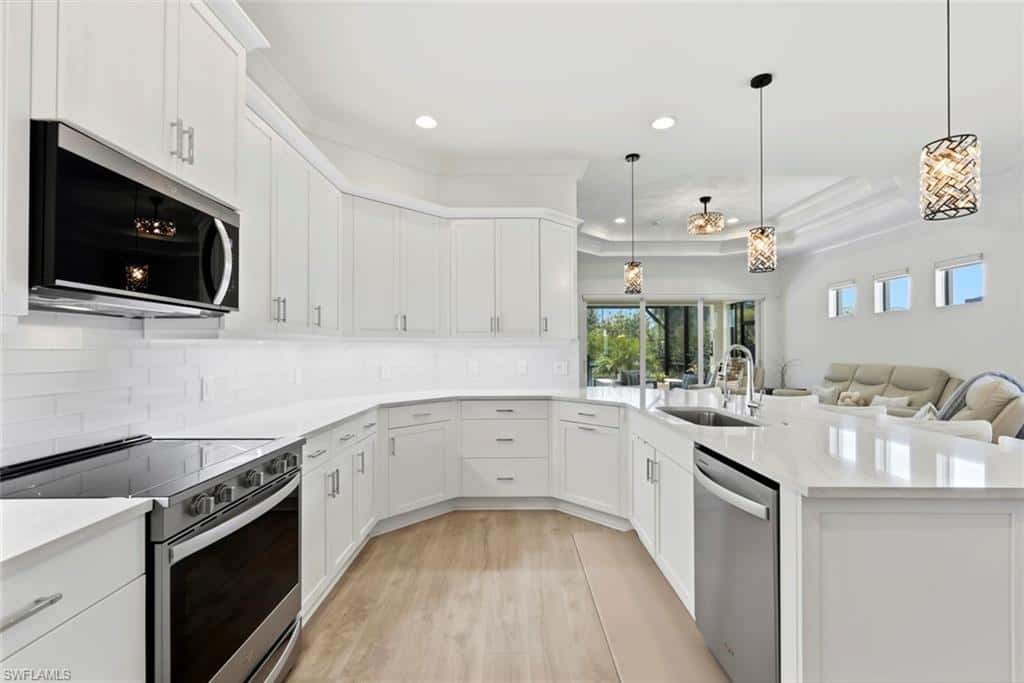 8849 Yucatan Ct, Naples, photo 4