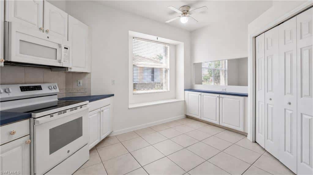 7737 Haverhill Ct, Naples, photo 17