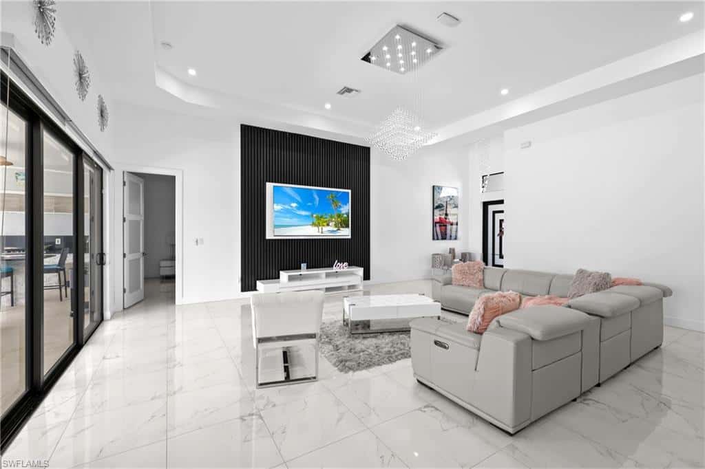 140 16th St, Cape Coral, photo 4