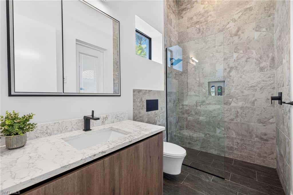 872 Cape Estates Cir, Cape Coral, photo 46