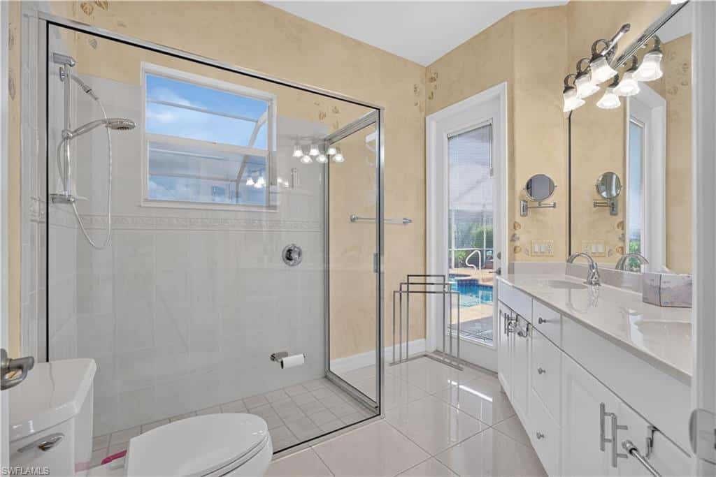 8356 Southwind Bay Cir, Fort Myers, photo 36