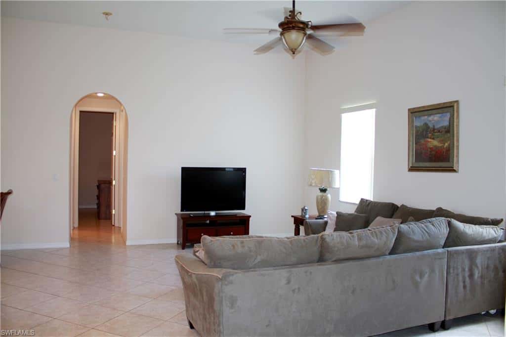 4213 14th Pl, Cape Coral, photo 9