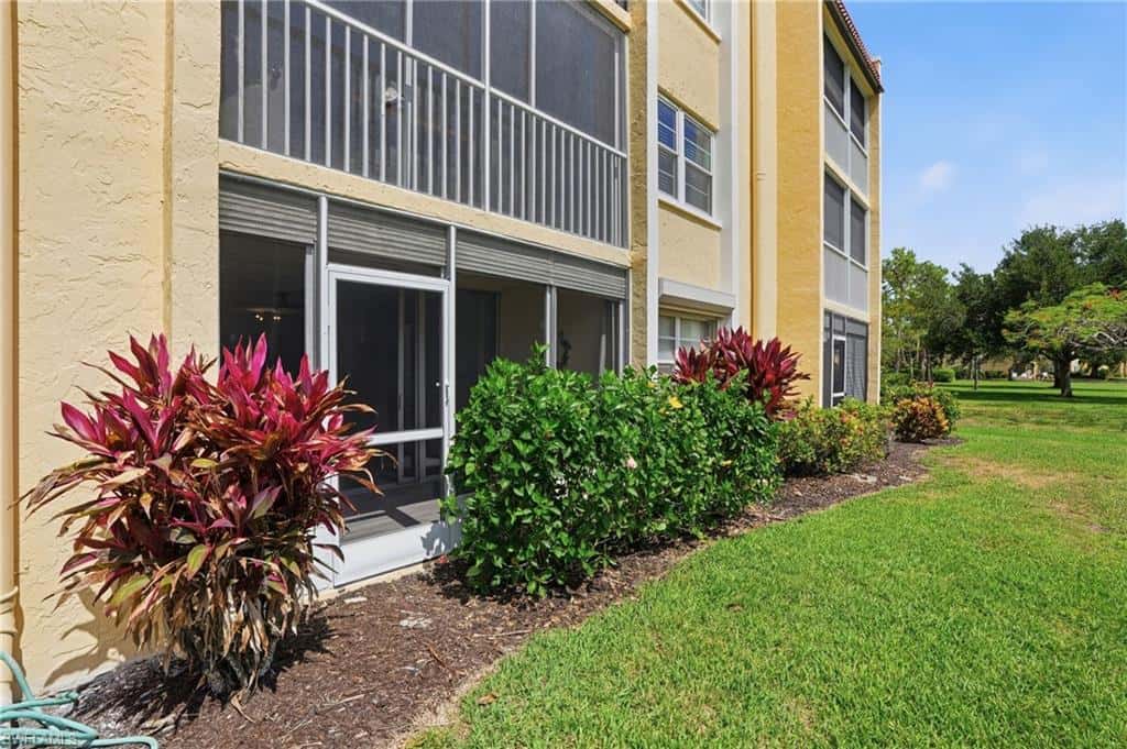1085 Forest Lakes Dr #8102, Naples, photo 21