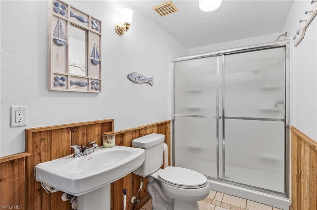 14221 Clubhouse Dr, Bokeelia, photo 32
