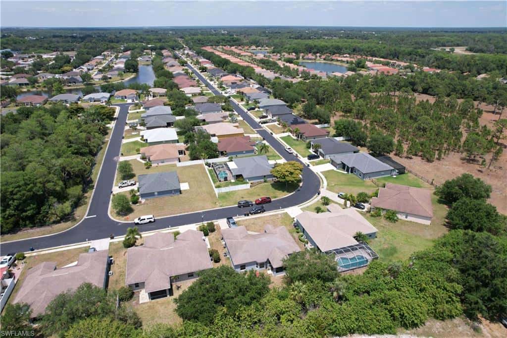 2682 Nature Pointe Loop, Fort Myers, photo 6