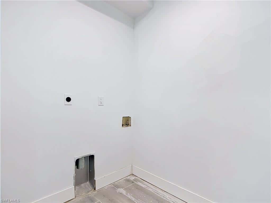 8831 Woodgate Dr, Fort Myers, photo 43