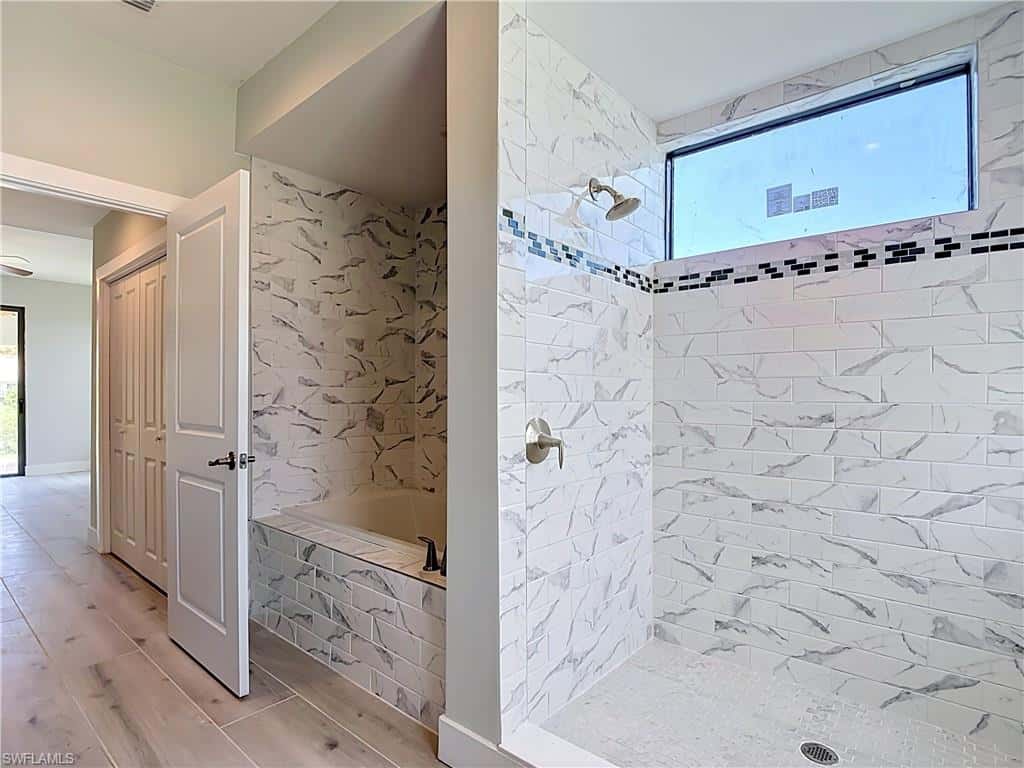 8831 Woodgate Dr, Fort Myers, photo 22