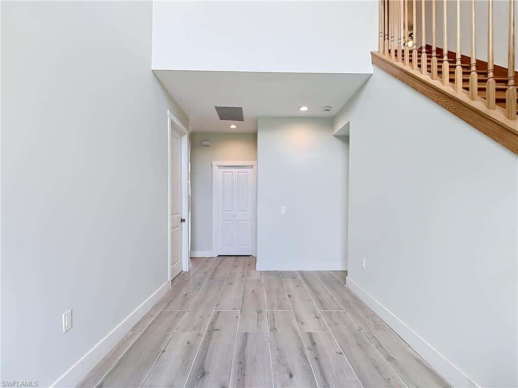 8831 Woodgate Dr, Fort Myers, photo 5