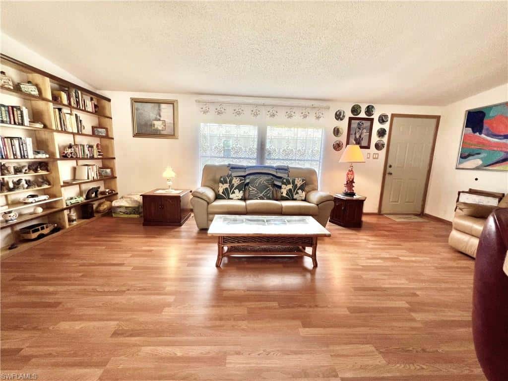 573 Cape Florida Ln, Naples, photo 17