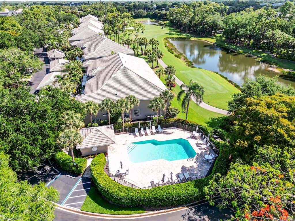 1940 Willow Bend Cir #202, Naples, photo 4