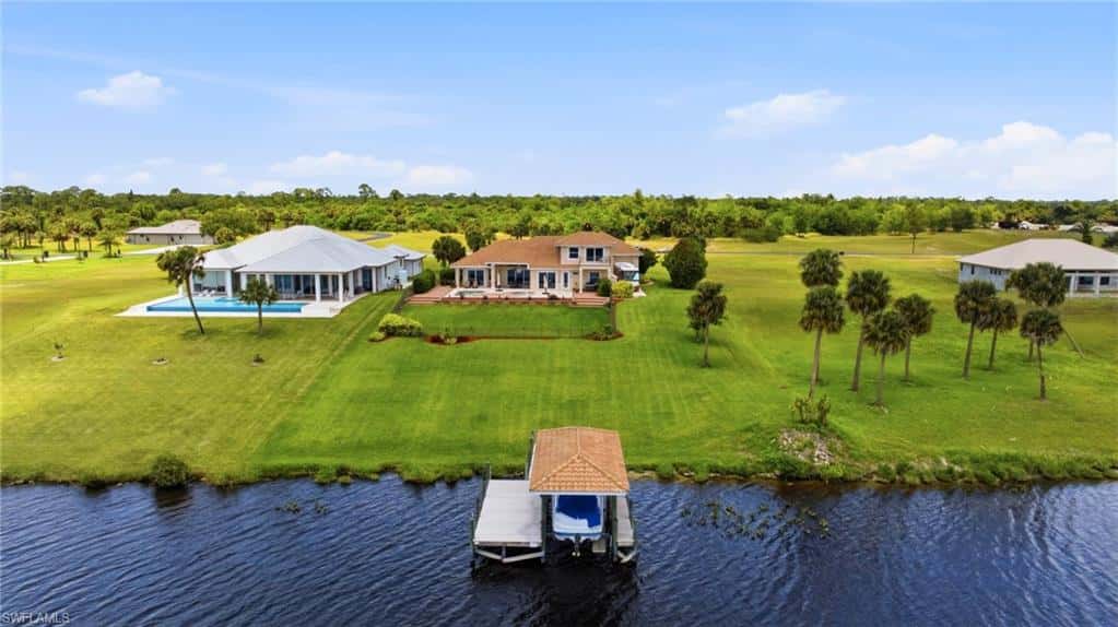 2504 Caloosa Shores Dr, Labelle, photo 7