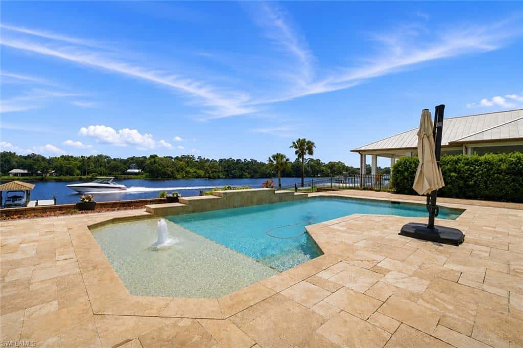 2504 Caloosa Shores Dr, Labelle, photo 5