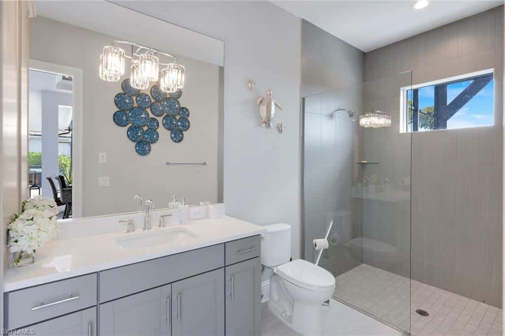 8931 Nevis Way, Naples, photo 42