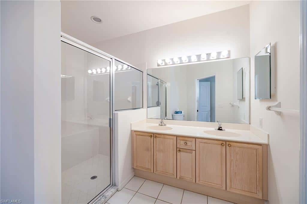 13100 Hamilton Harbour Dr #g12, Naples, photo 17