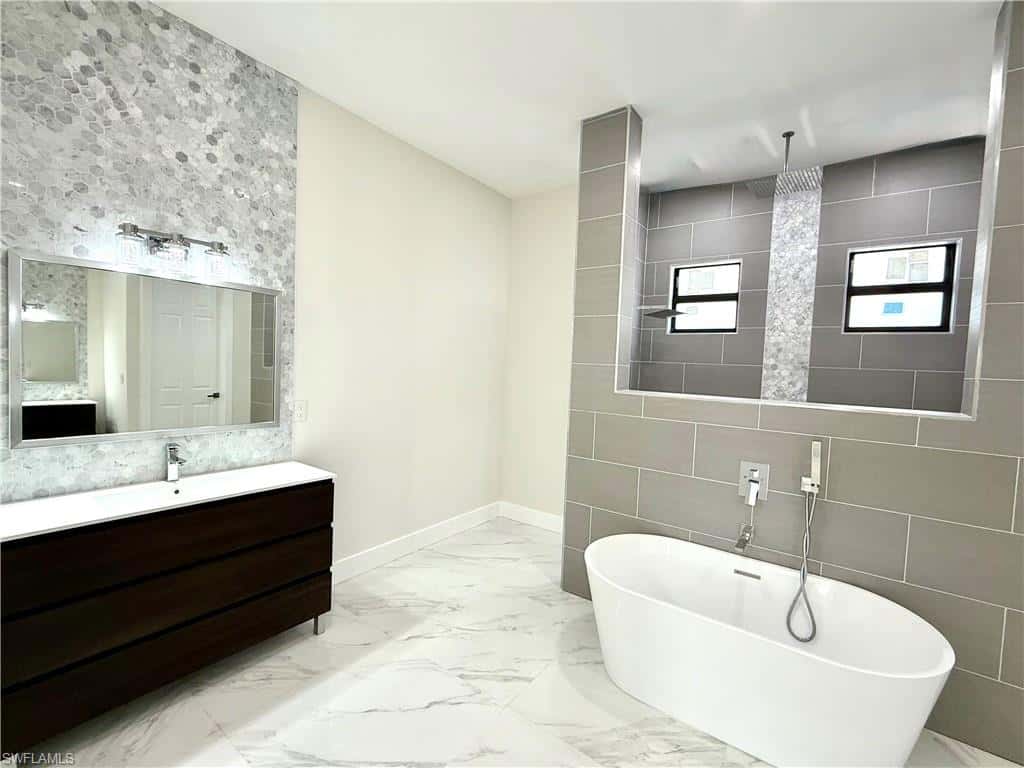 2006 21st St, Cape Coral, photo 13