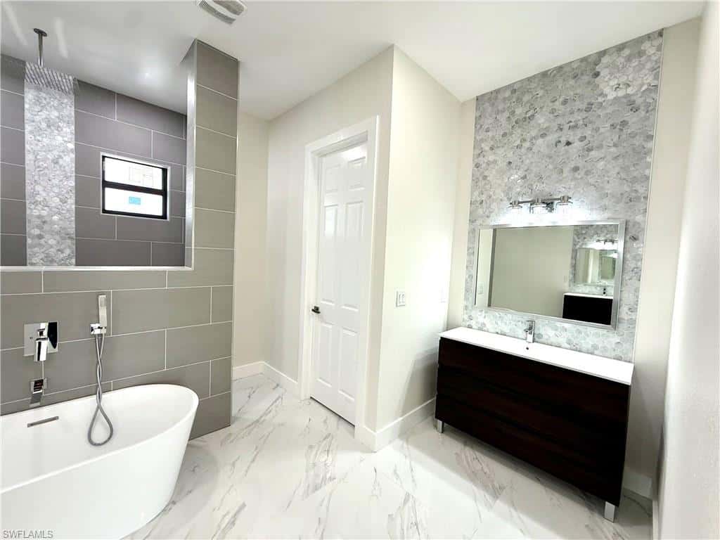 2006 21st St, Cape Coral, photo 12