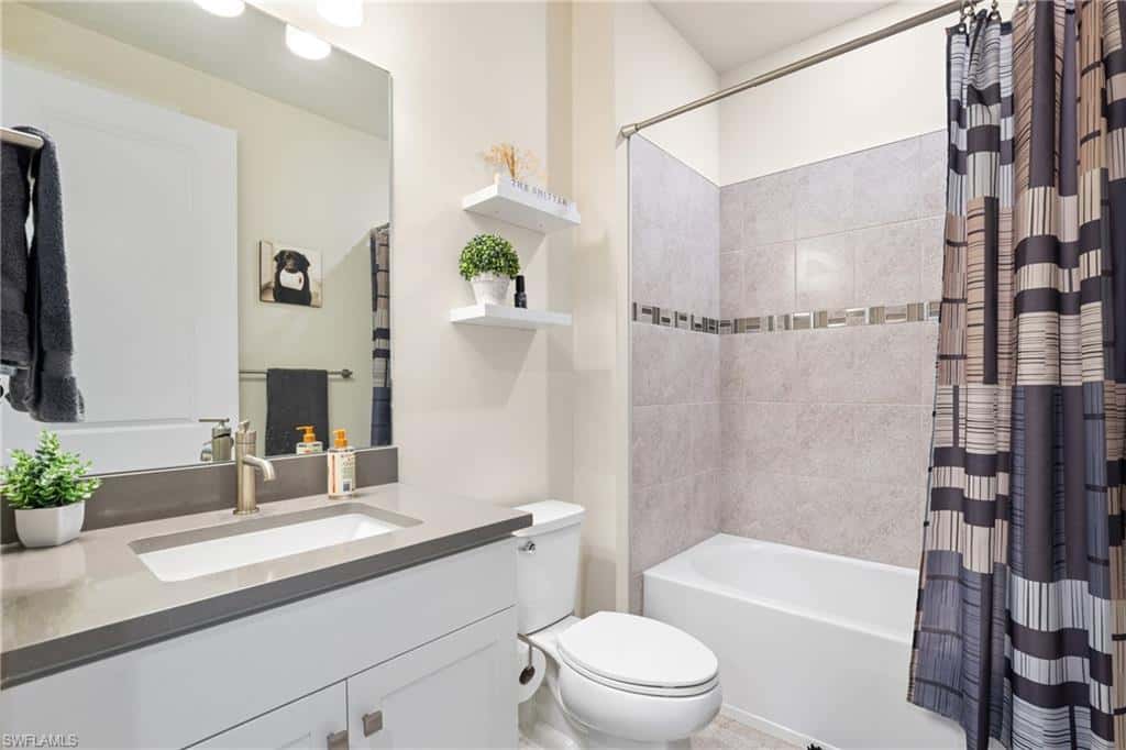 20092 Hartford Blvd, Estero, photo 29
