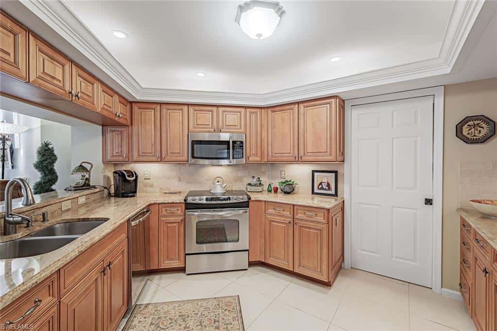 8471 Abbington Cir #1111, Naples, photo 7
