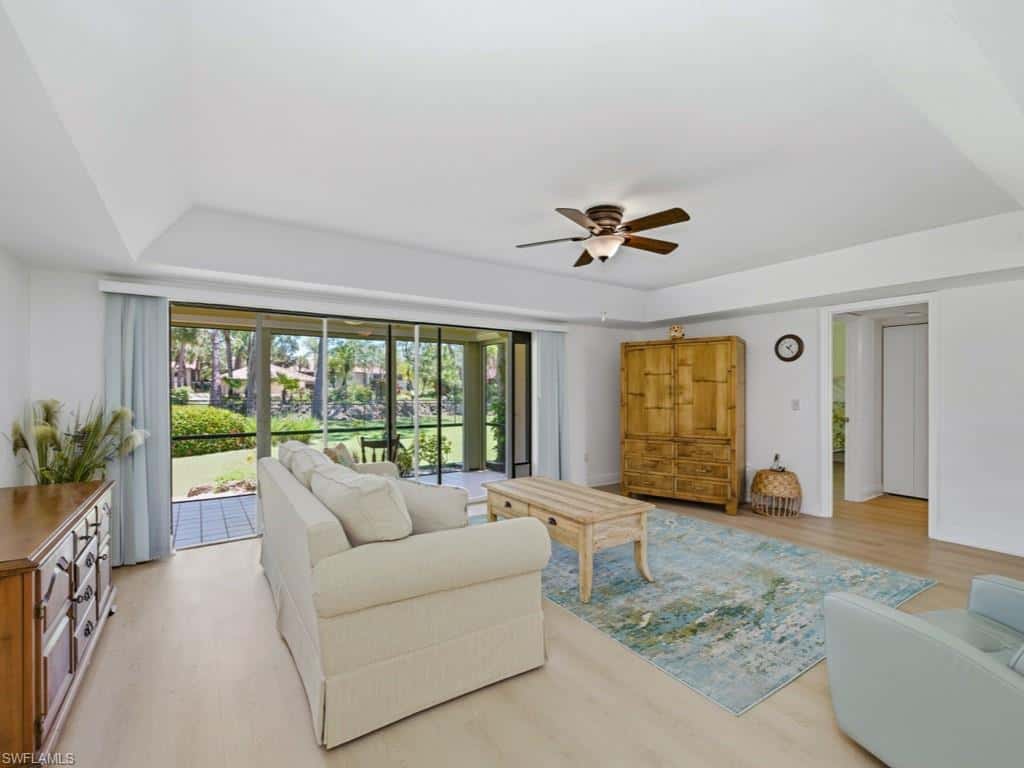 3207 Horse Carriage Way #3, Naples, photo 4