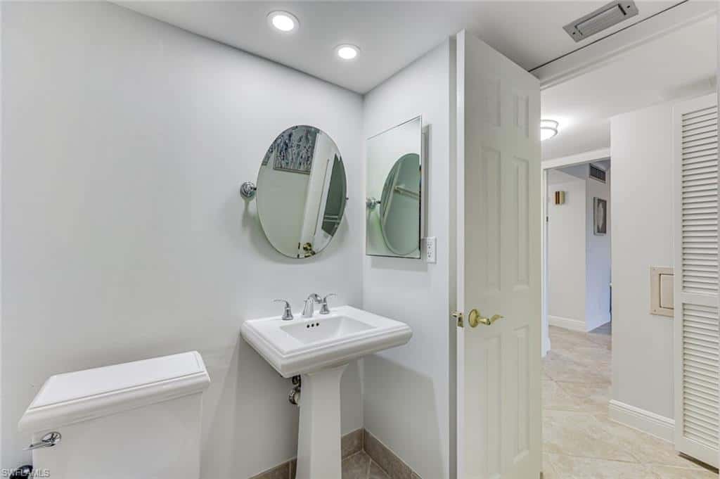 29 High Point Cir #107, Naples, photo 10