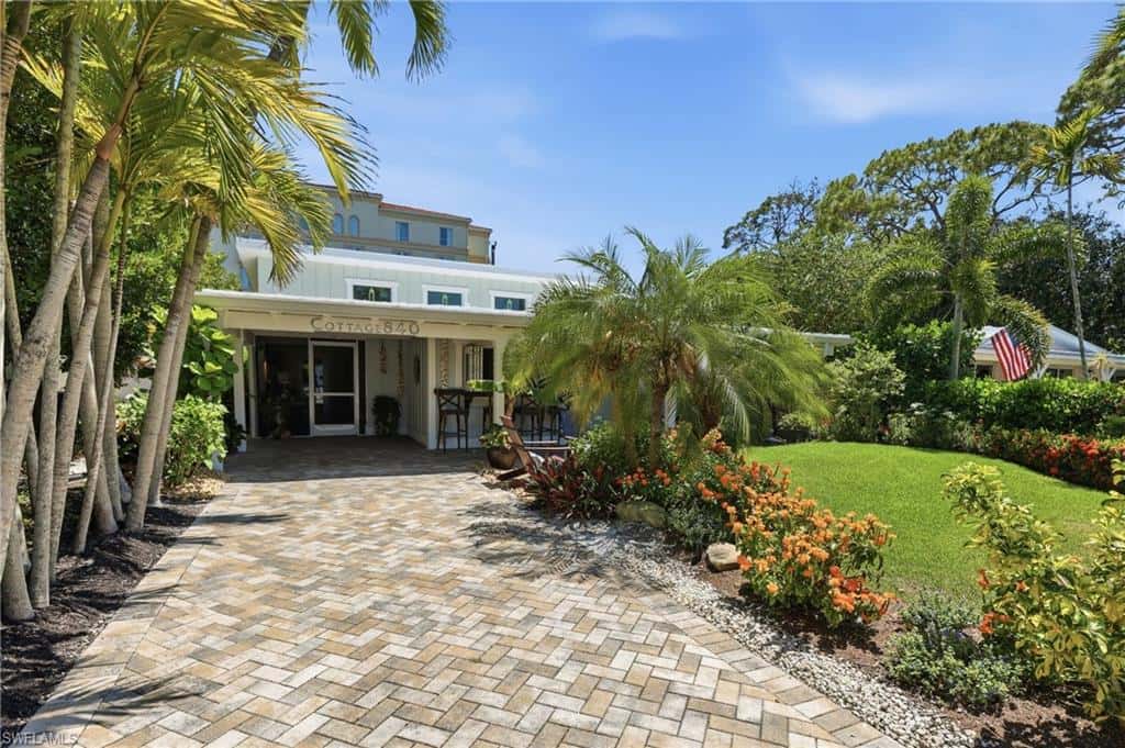 840 Myrtle Ter, Naples, photo 7