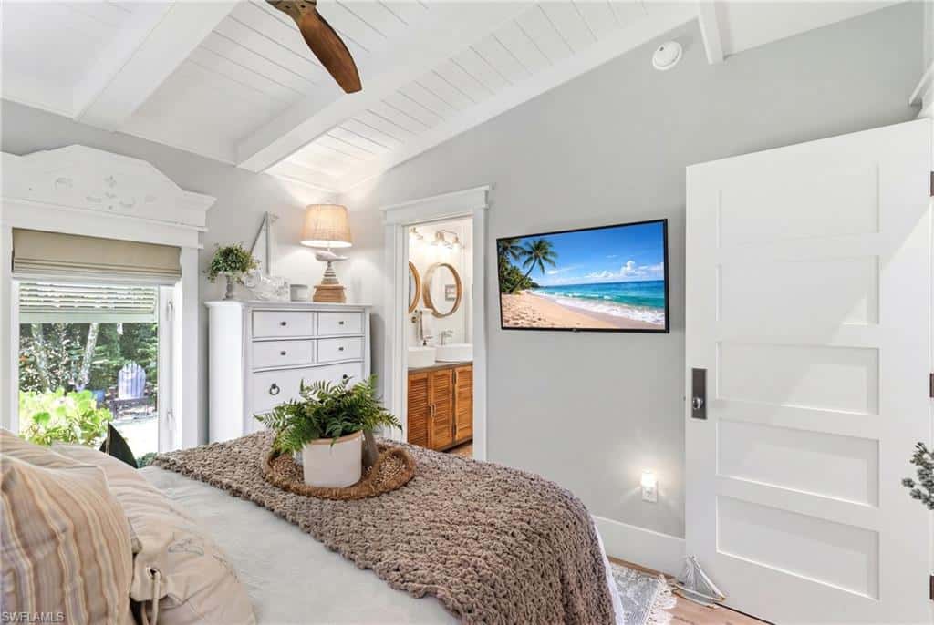 840 Myrtle Ter, Naples, photo 24