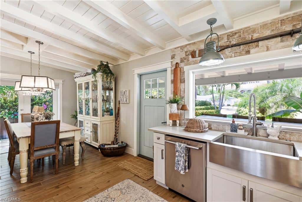 840 Myrtle Ter, Naples, photo 11