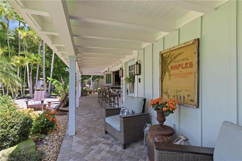 840 Myrtle Ter, Naples, photo 44