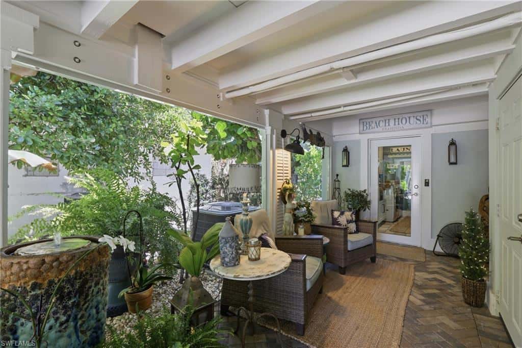 840 Myrtle Ter, Naples, photo 35