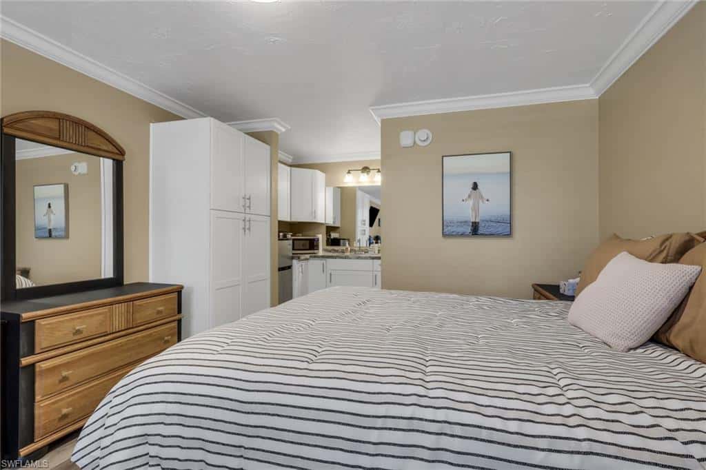 2555 Tamiami Trl #115, Naples, photo 10