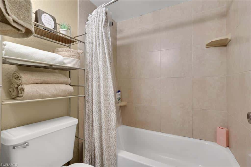 2555 Tamiami Trl #115, Naples, photo 18