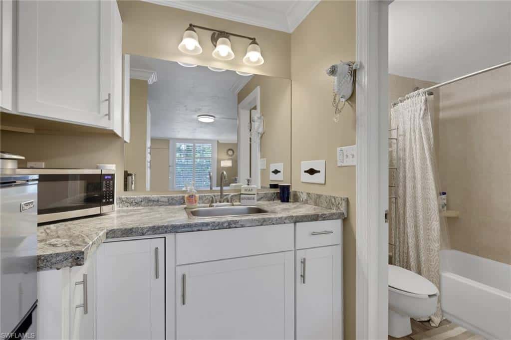 2555 Tamiami Trl #115, Naples, photo 15