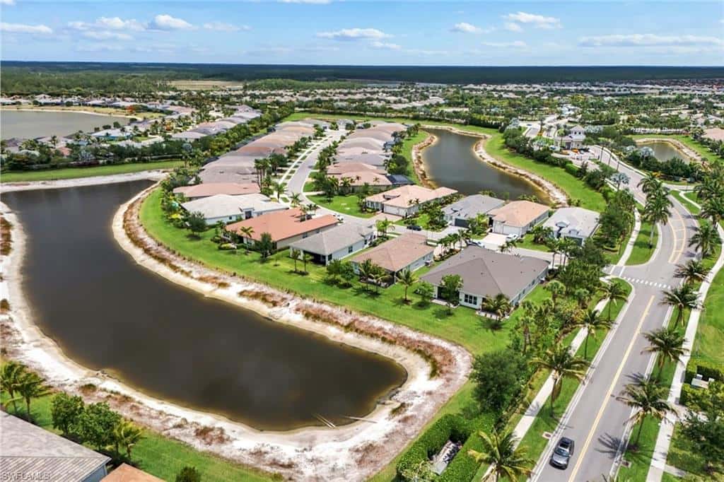 28393 Turin Ct, Bonita Springs, photo 24