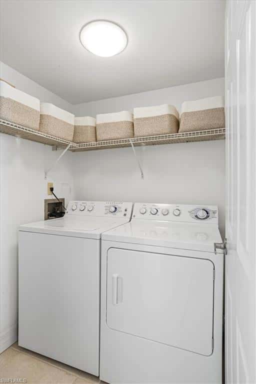 2400 Gulf Shore Blvd #604, Naples, photo 23