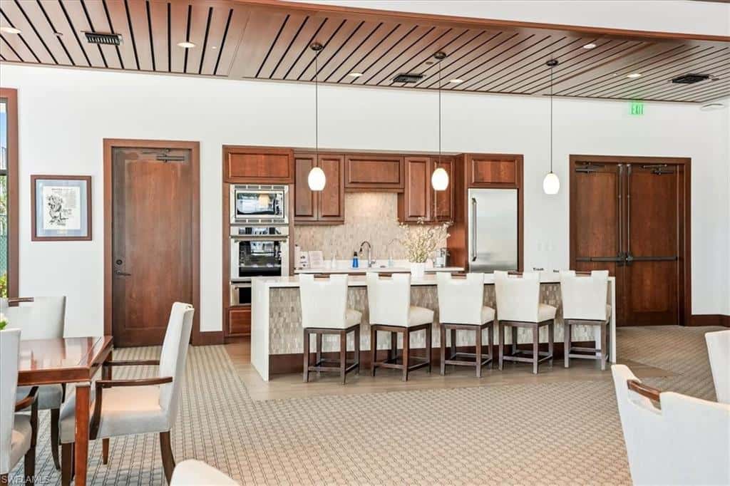 2400 Gulf Shore Blvd #604, Naples, photo 42