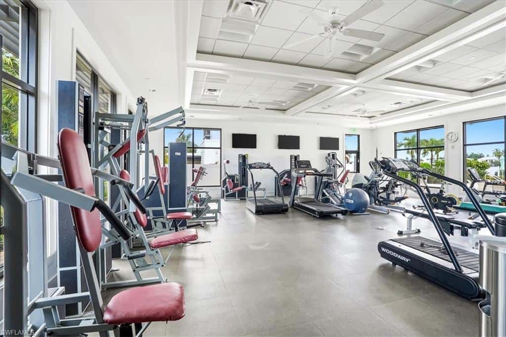 2400 Gulf Shore Blvd #604, Naples, photo 43