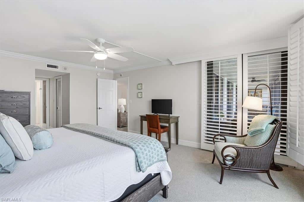 2400 Gulf Shore Blvd #604, Naples, photo 16