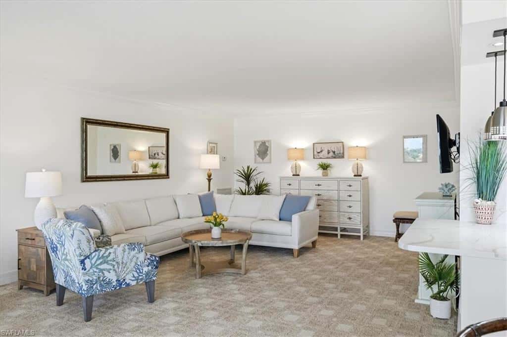 2400 Gulf Shore Blvd #604, Naples, photo 7