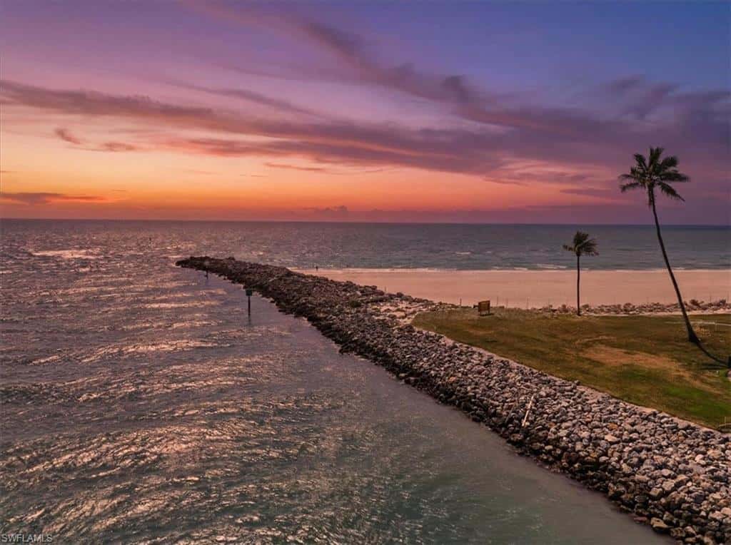 2400 Gulf Shore Blvd #604, Naples, photo 36