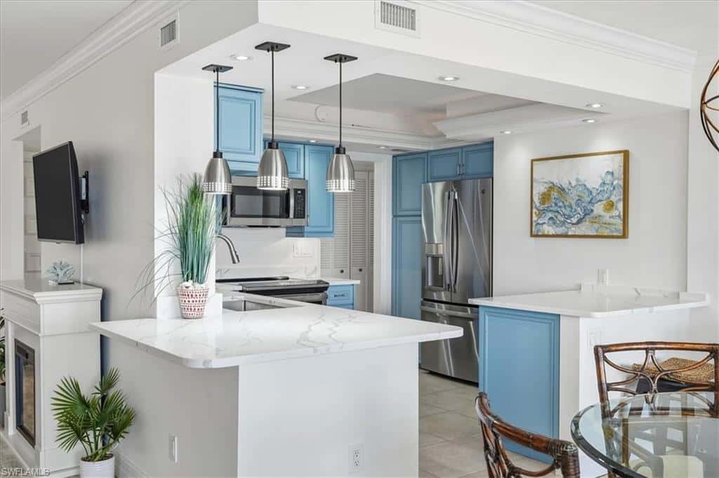 2400 Gulf Shore Blvd #604, Naples, photo 9