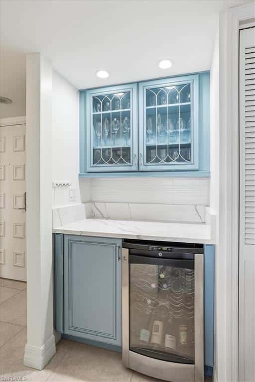 2400 Gulf Shore Blvd #604, Naples, photo 11