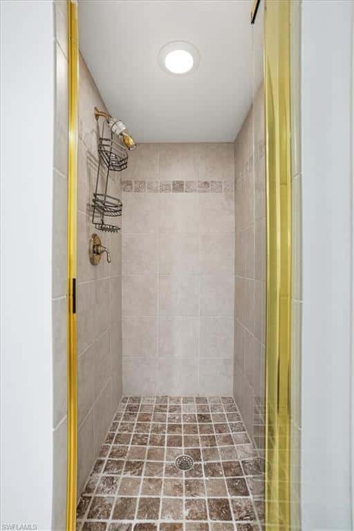 2400 Gulf Shore Blvd #604, Naples, photo 19